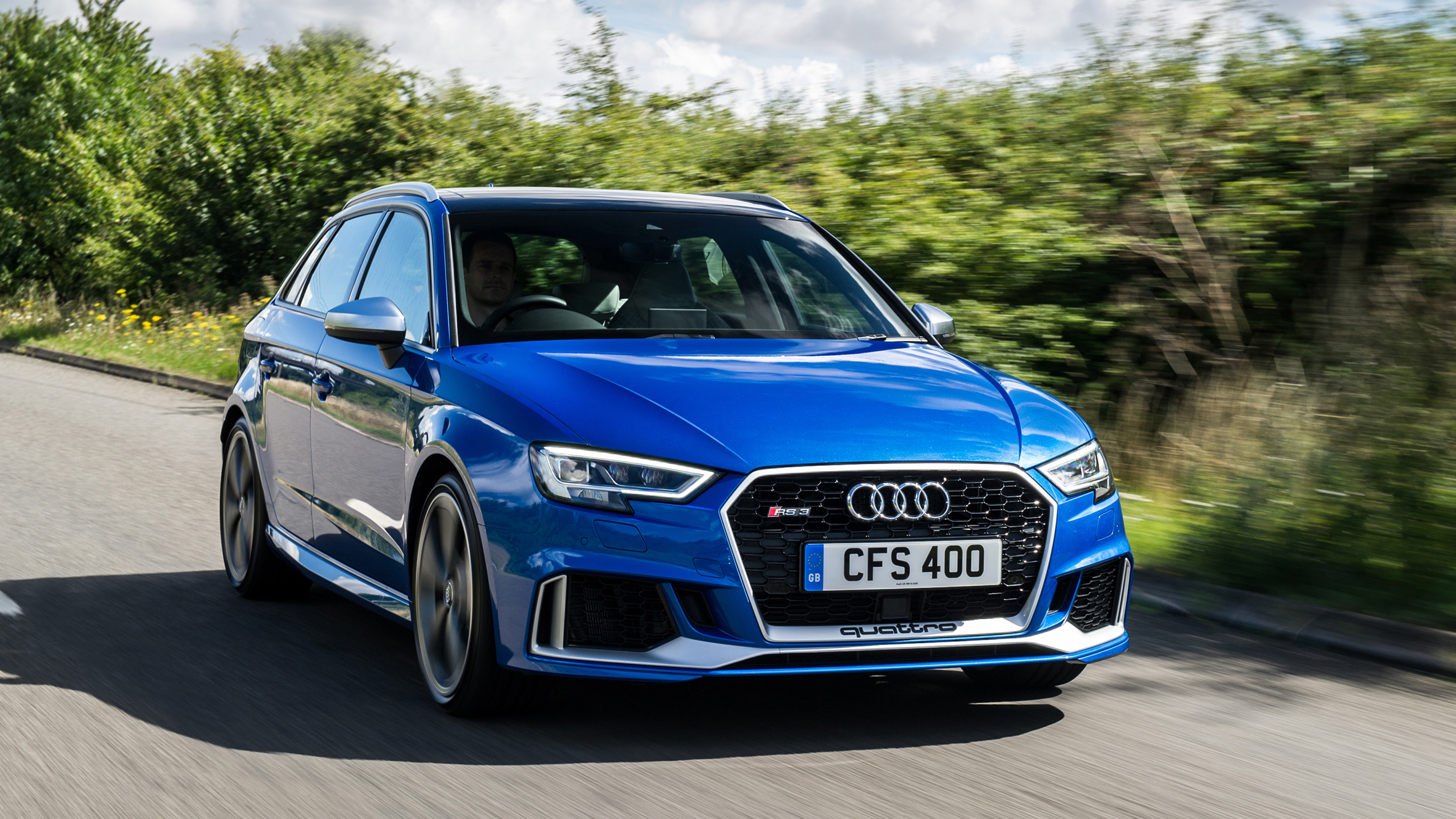 Three-car garage - Audi RS 3