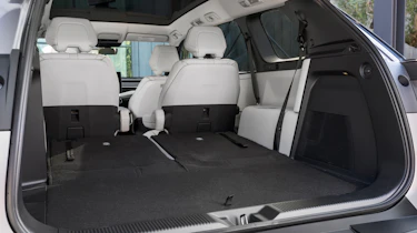 Toyota Highlander BEV - boot space