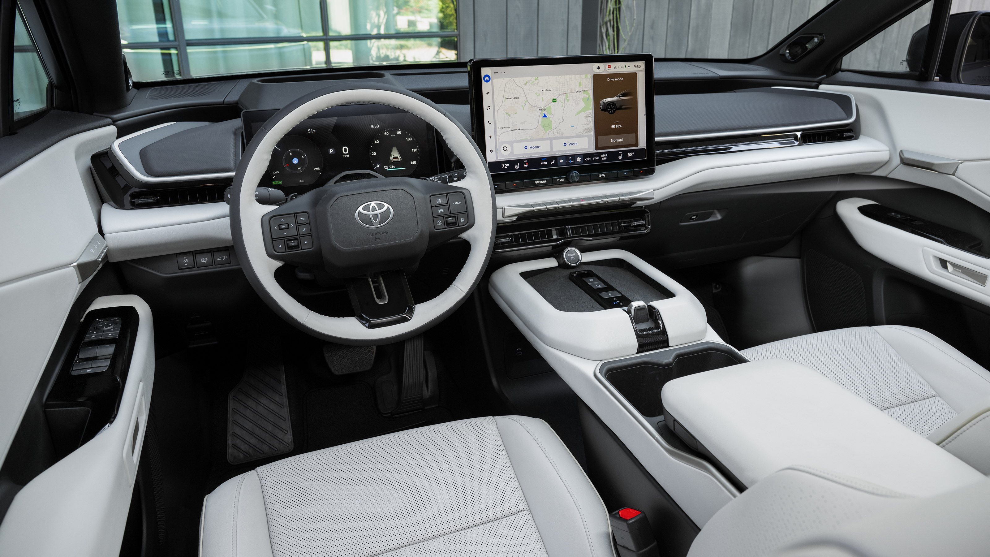 Toyota Highlander BEV - dashboard