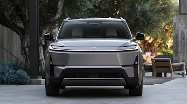 Toyota Highlander BEV - front end