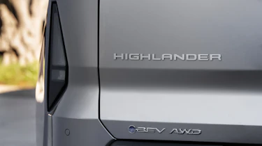 Toyota Highlander BEV - rear badging