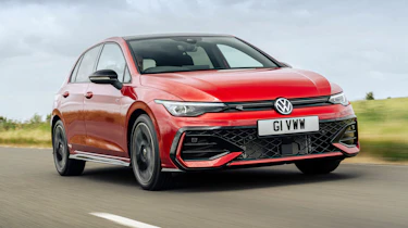 Volkswagen Golf - front tracking