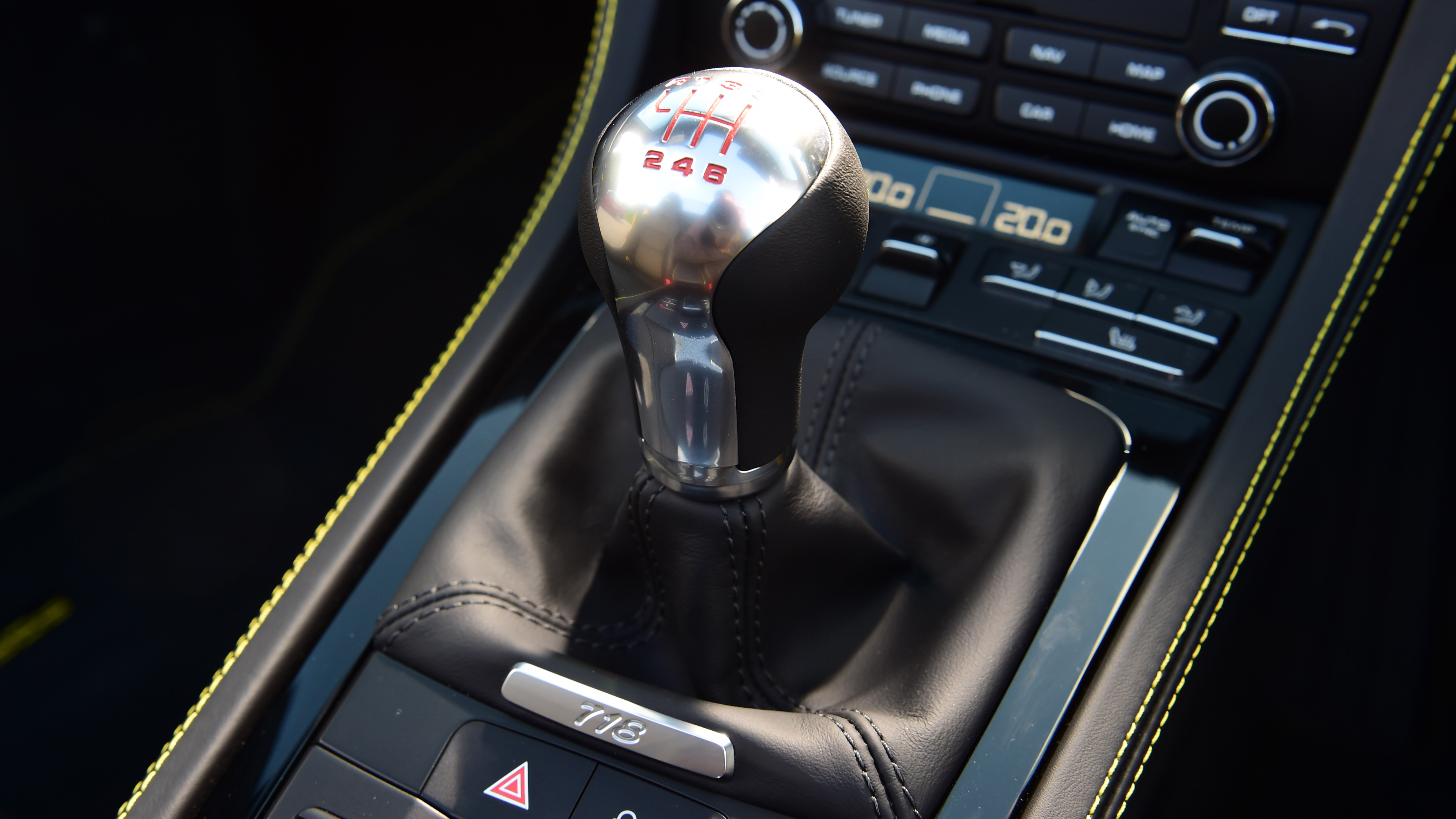 Used Porsche 718 Boxster Mk4 - transmission