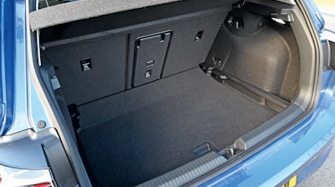 Volkswagen Golf - boot space