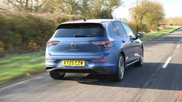 Volkswagen Golf - rear tracking