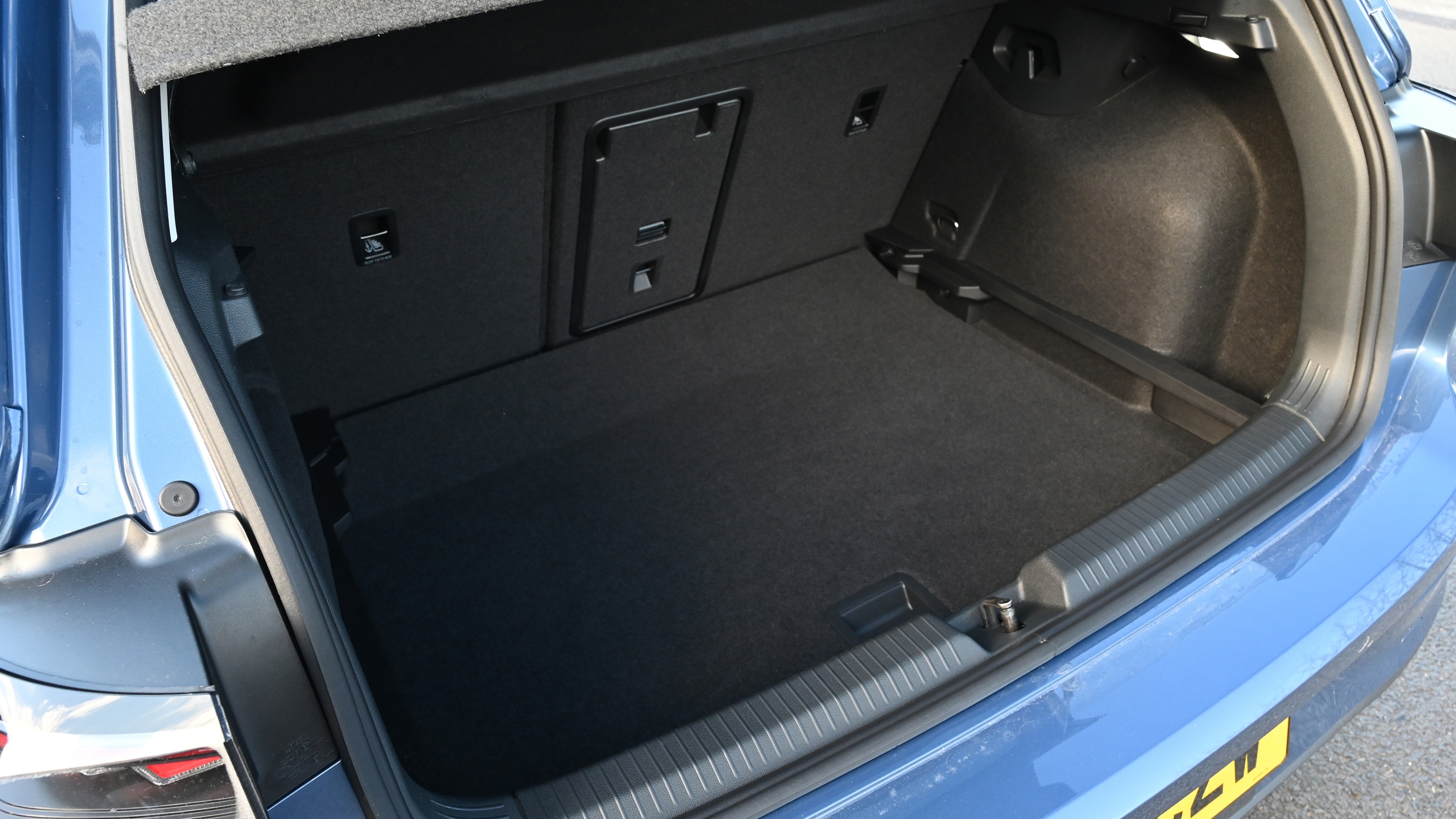 Volkswagen Golf - boot