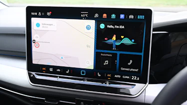 Volkswagen Golf - infotainment screen