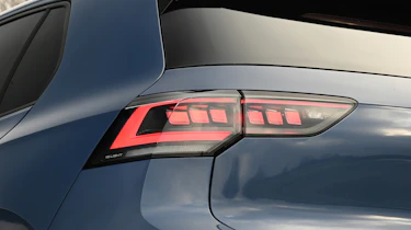 Volkswagen Golf - tail light