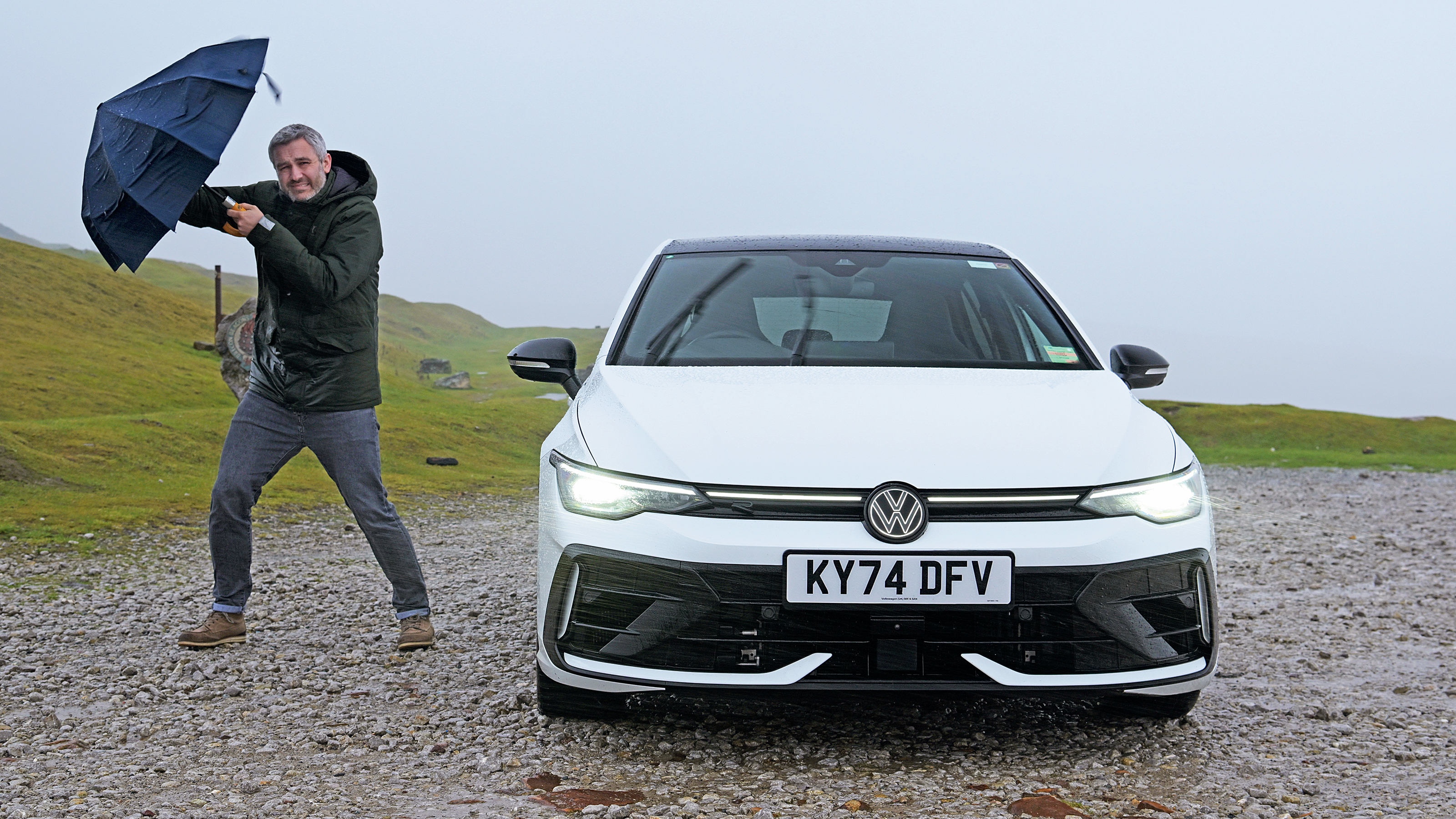 Volkswagen Golf R - battling the elements