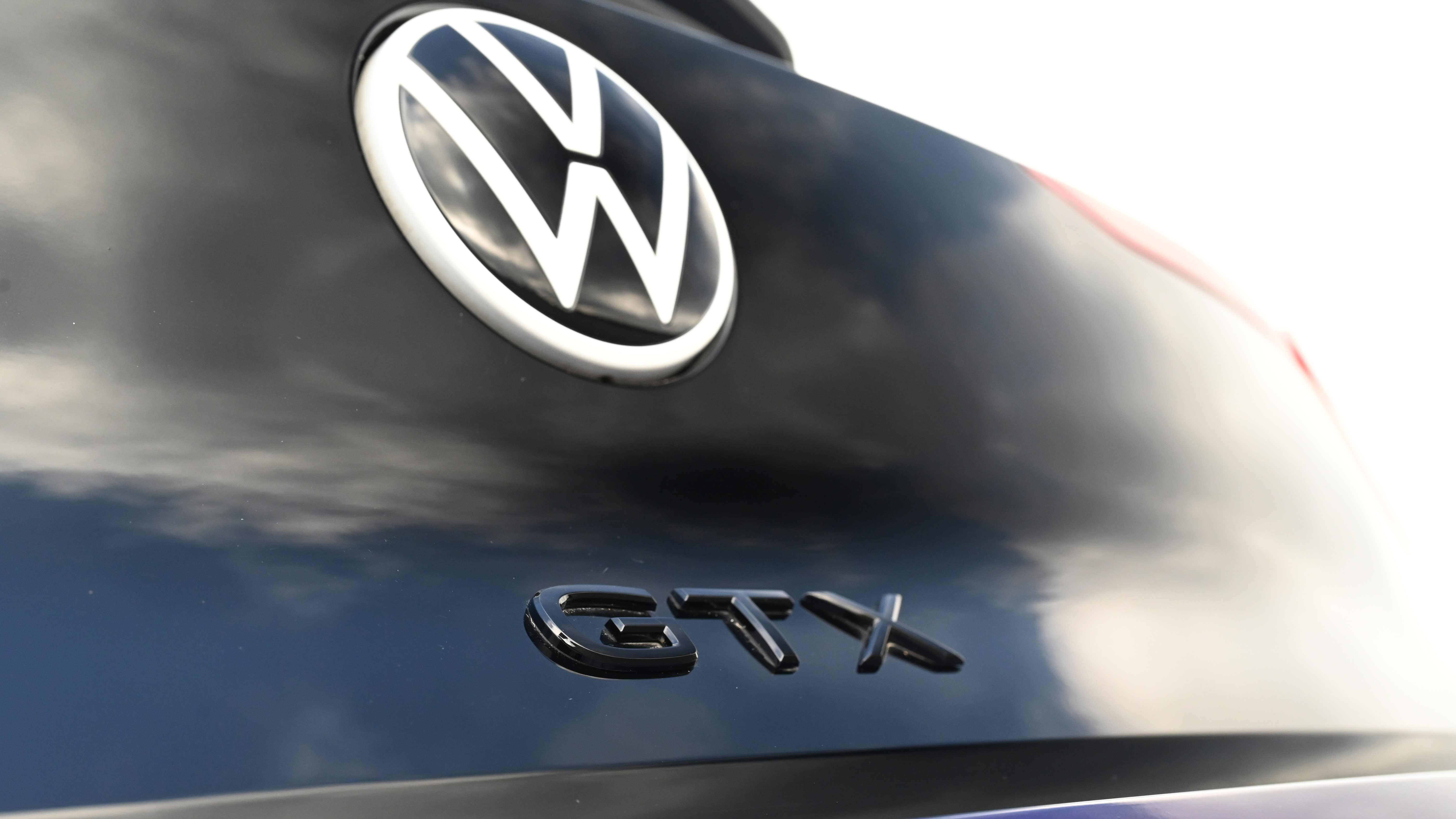 Volkswagen ID.3 GTX Fire &amp; Ice - GTX badge