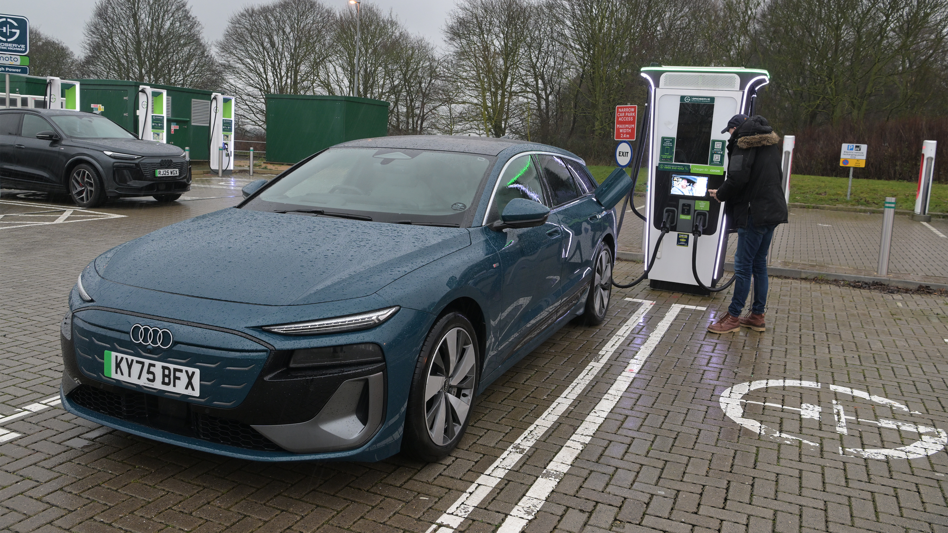 Audi A6 e-tron charging