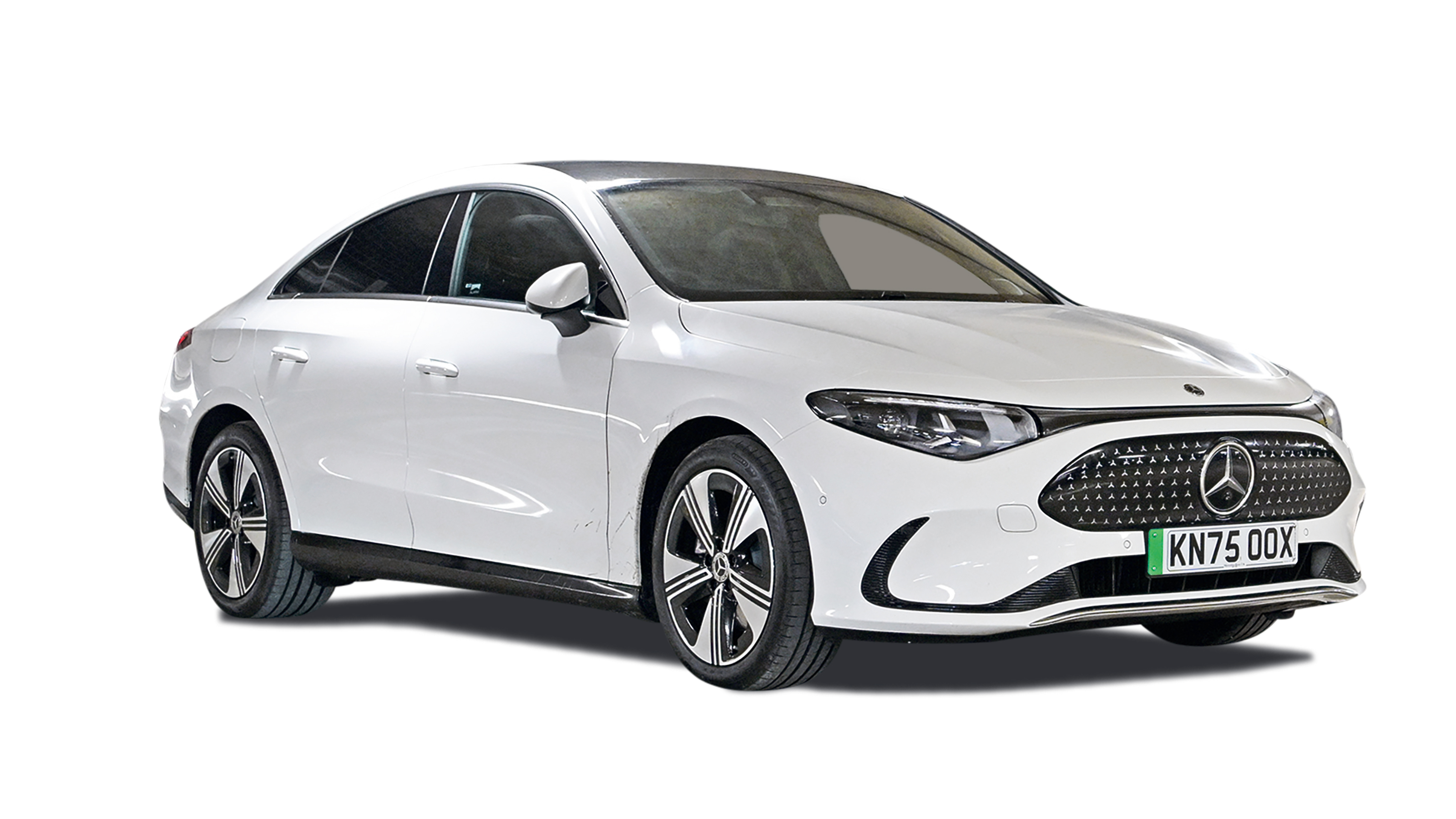 Winter range test - Mercedes front angled