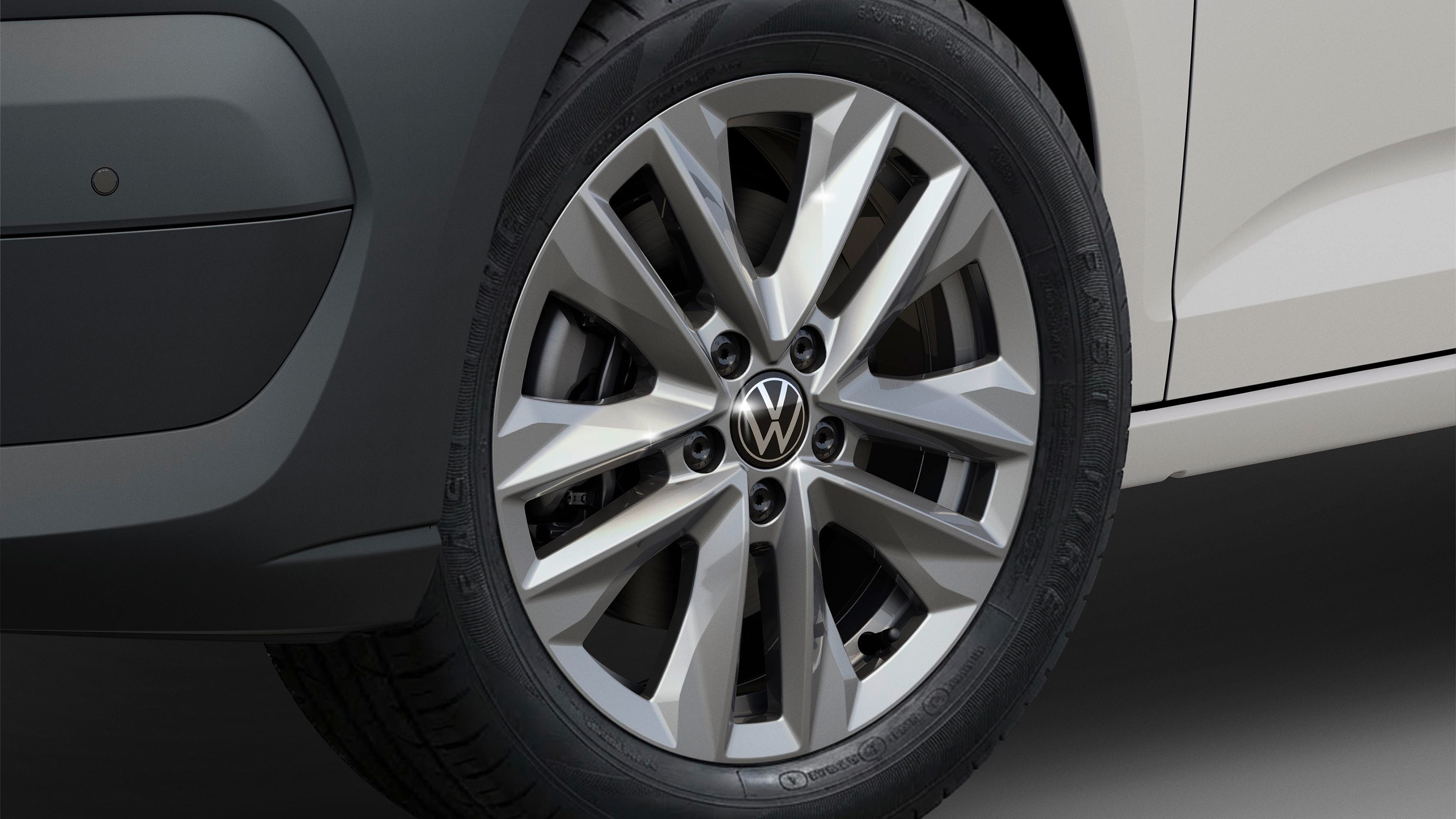 2026 Volkswagen Caddy - white front wheel