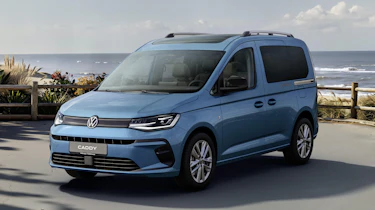 2026 Volkswagen Caddy California - front 3/4