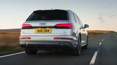 Audi Q7 - rear 3/4