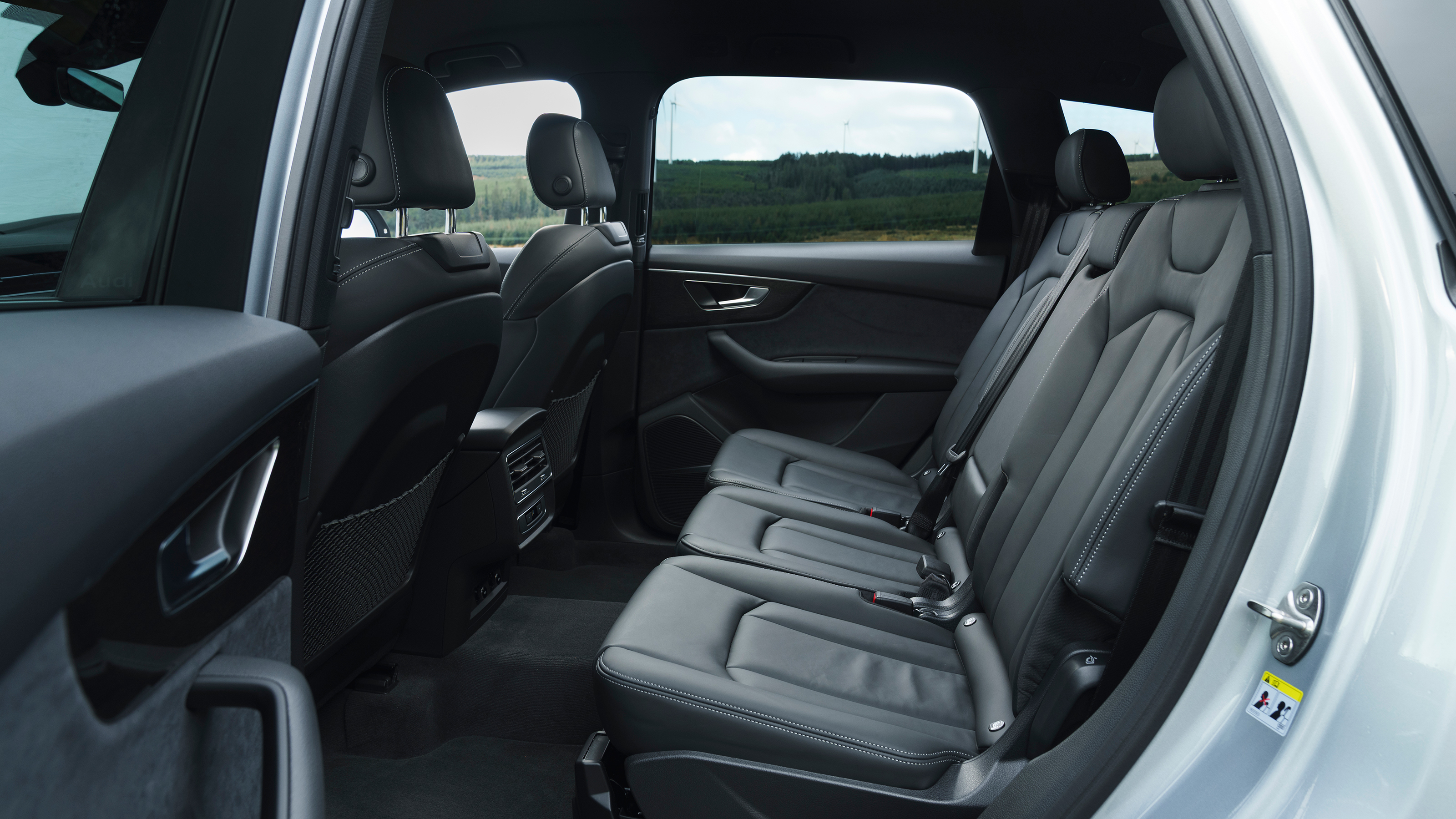 Audi Q7 - rear seats