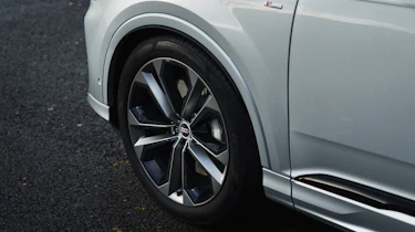 Audi Q7 - alloy wheel