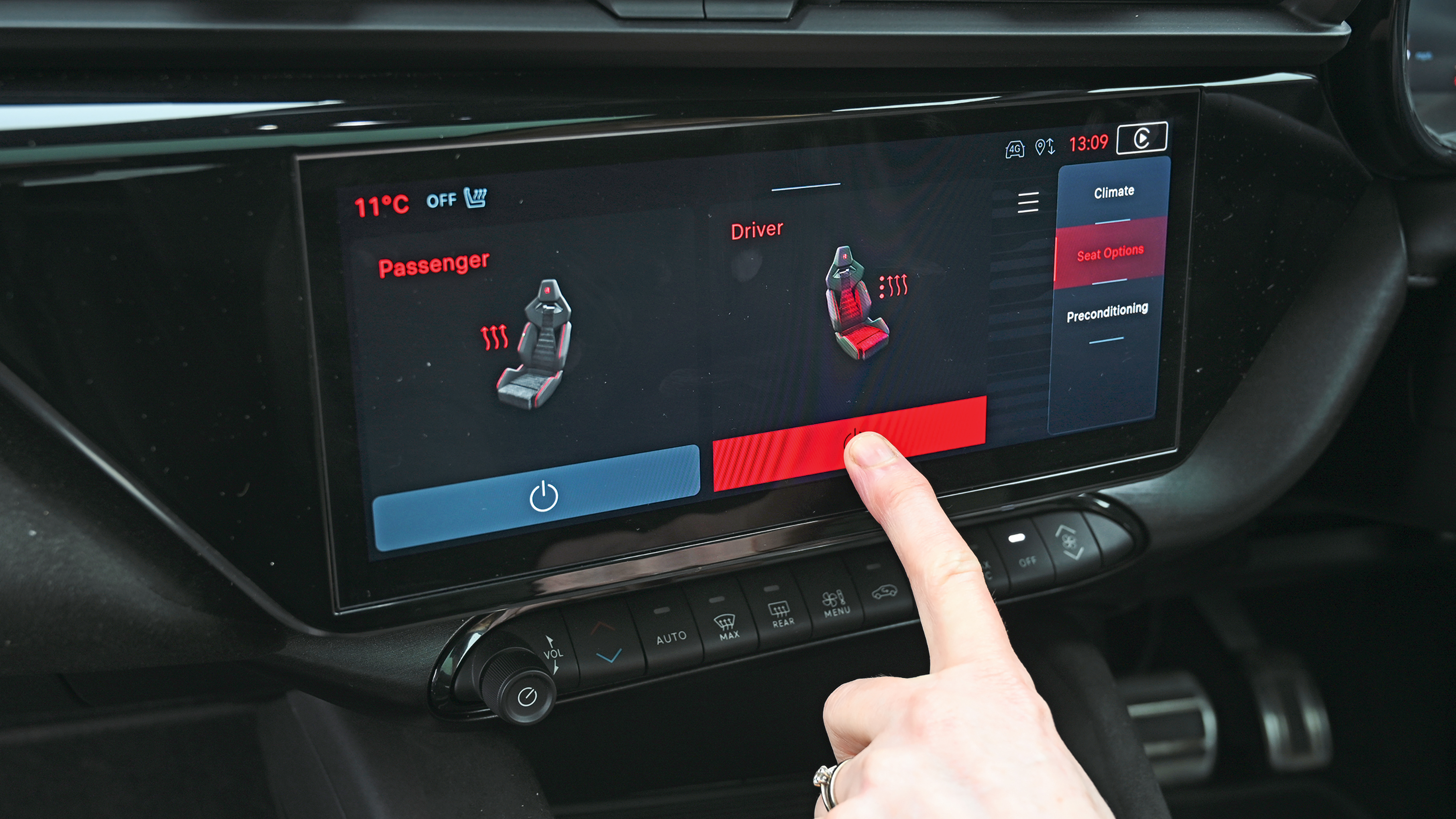 Alfa Romeo Junior - heated seats