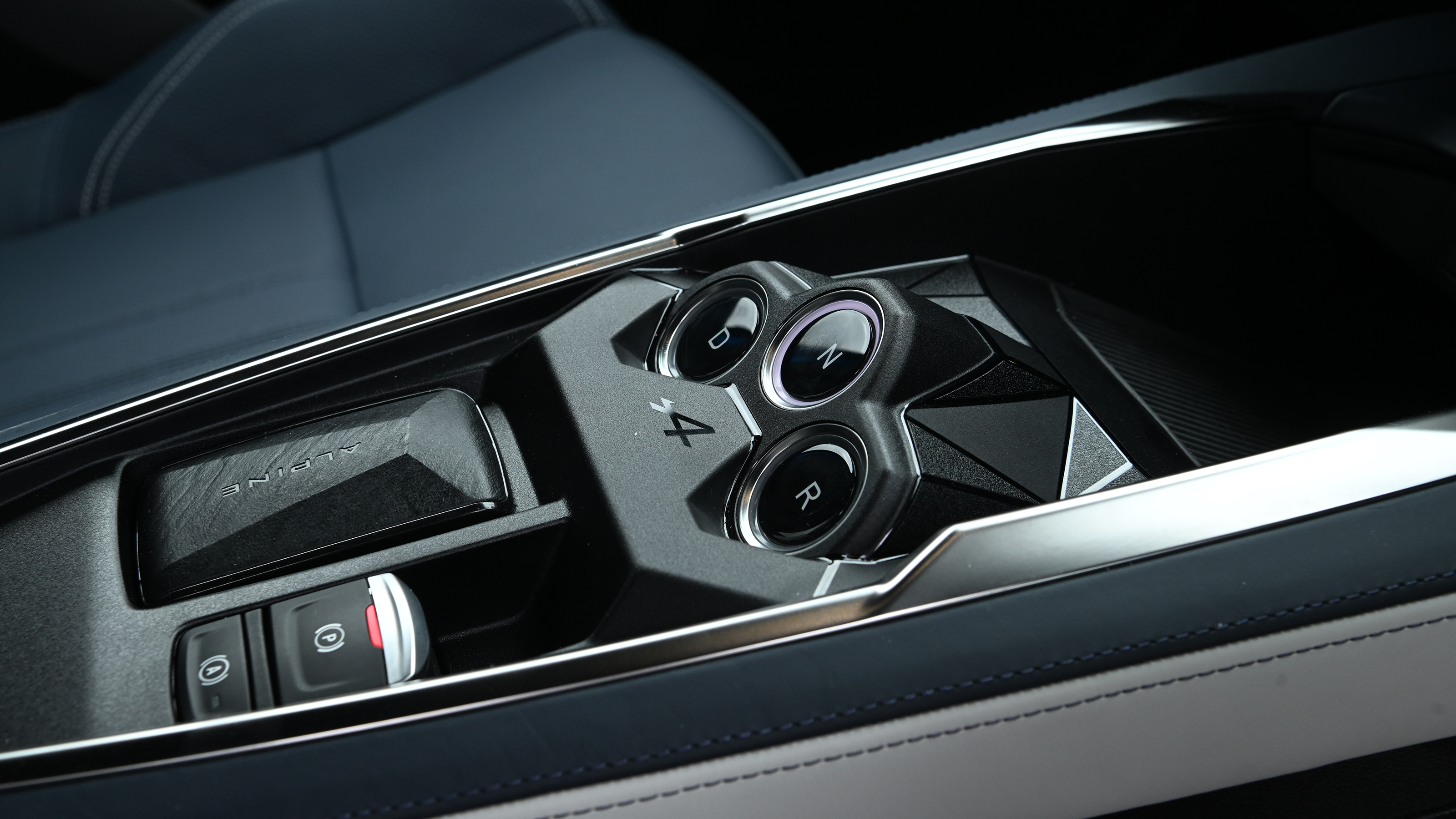 Alpine A290 - gear selector buttons