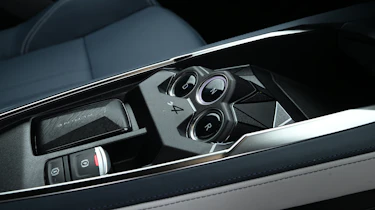 Alpine A290 - gear selector buttons