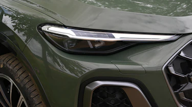 Audi Q5 - headlight
