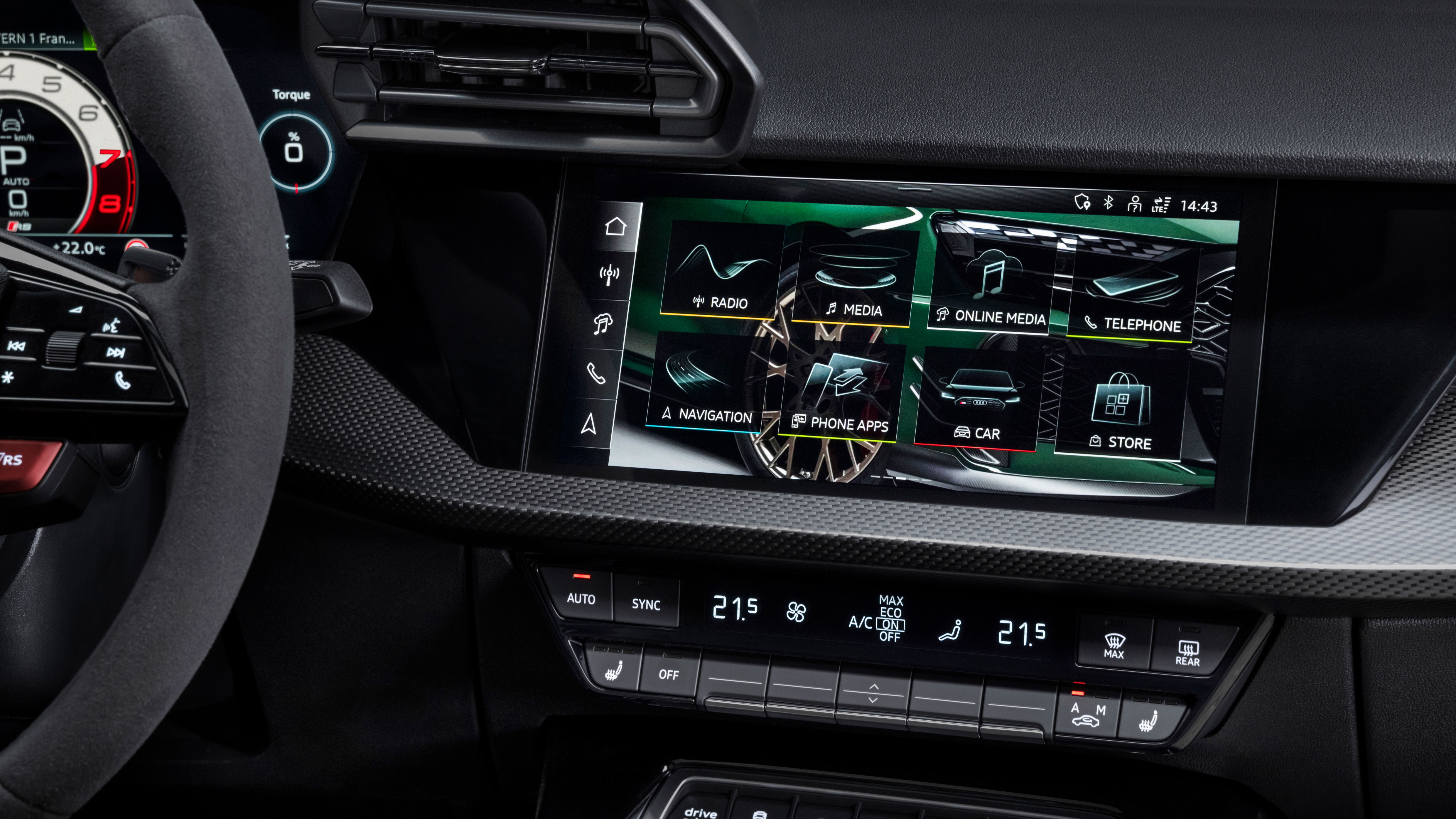 Audi RS 3 Competition Limited - screen