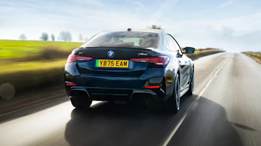 BMW i4 M60 - rear tracking