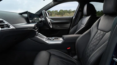 BMW i4 M60 - front seats