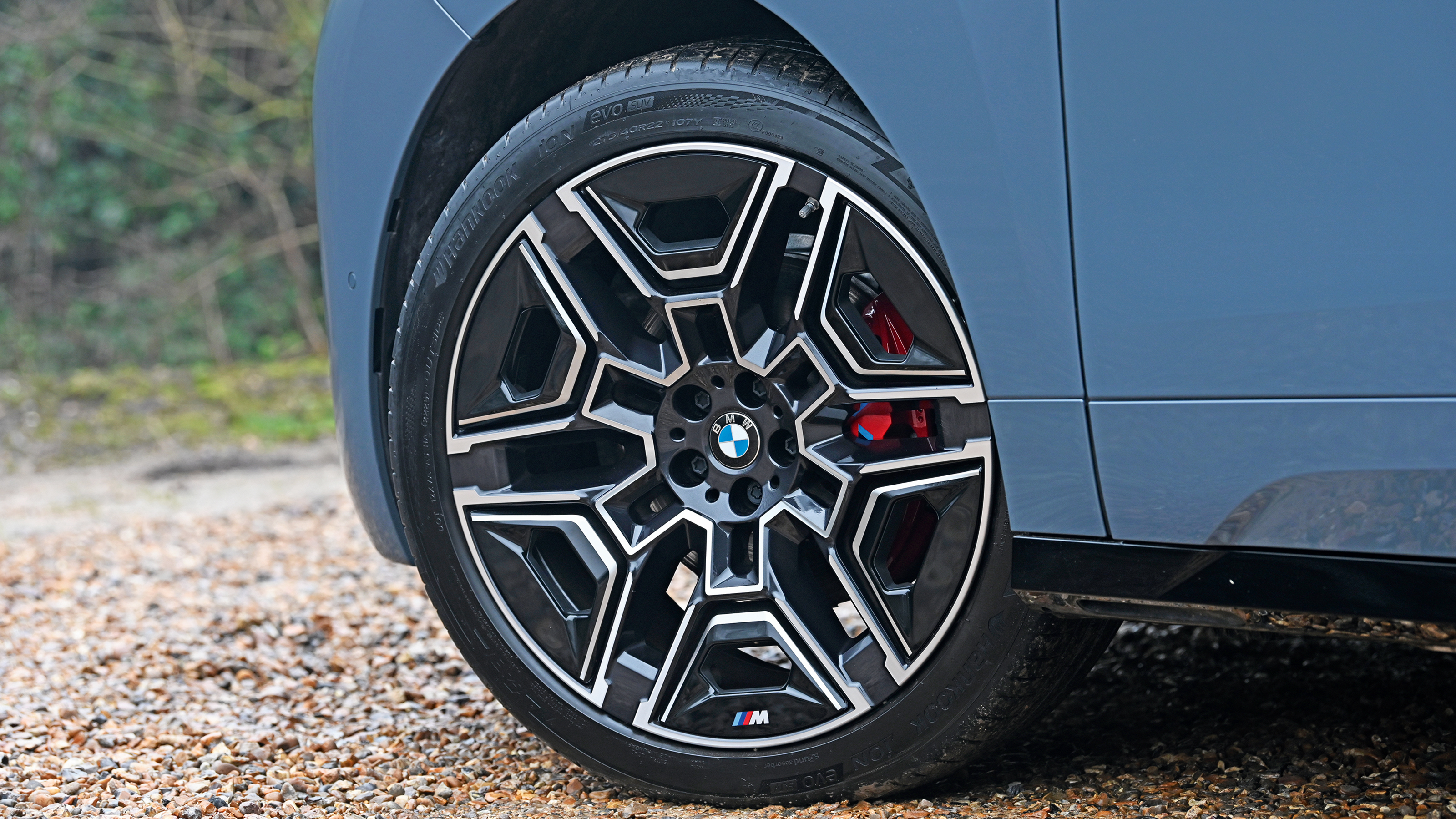 BMW iX - alloy wheel