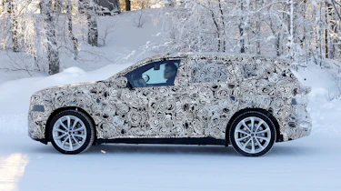 BMW iX1 - side profile
