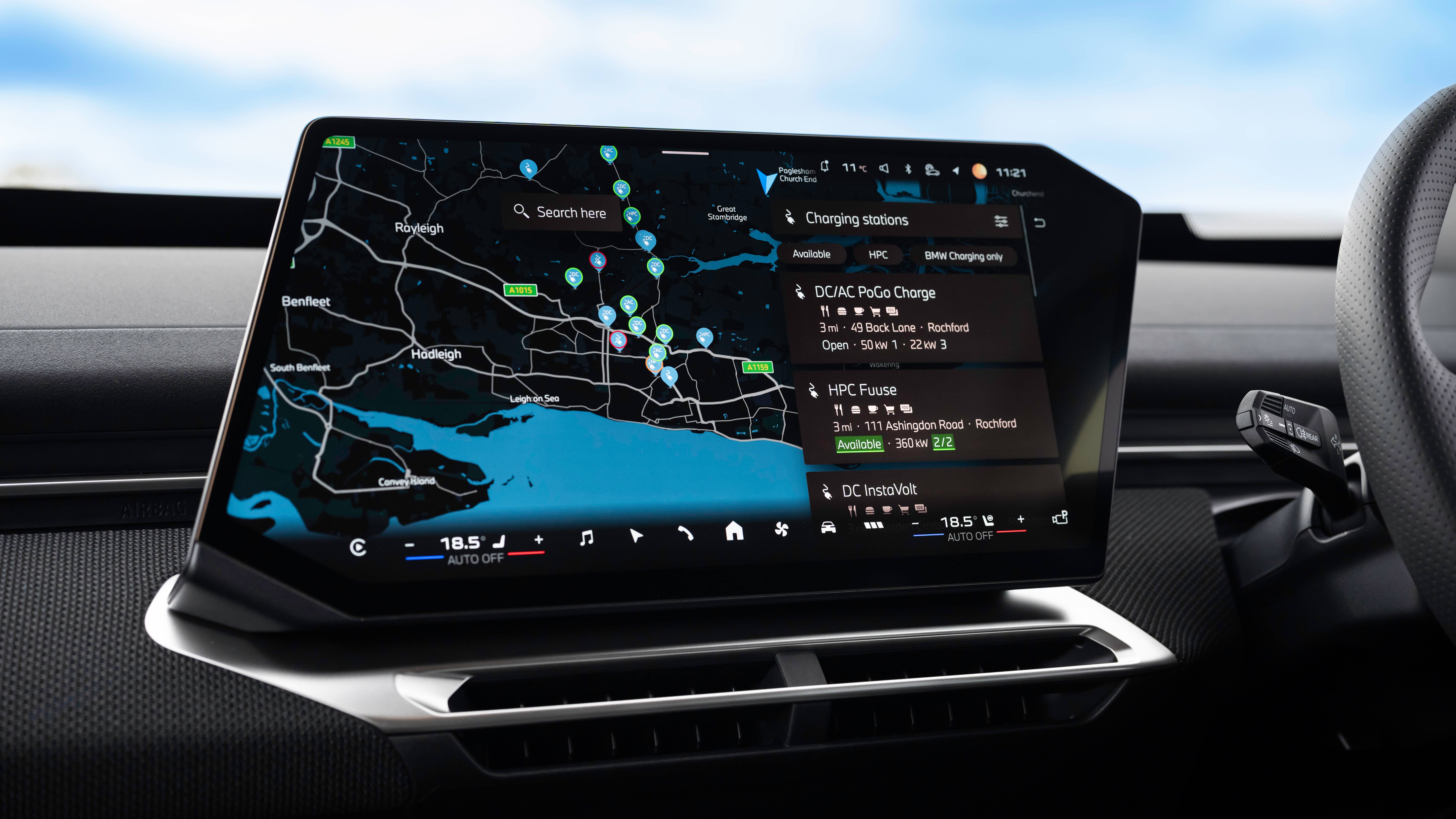 BMW iX3 M Sport - screen