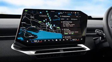 BMW iX3 M Sport - screen
