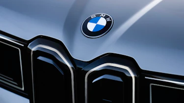 BMW iX3 M Sport - BMW badge