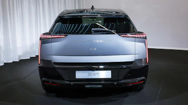 DS No7 - full rear studio