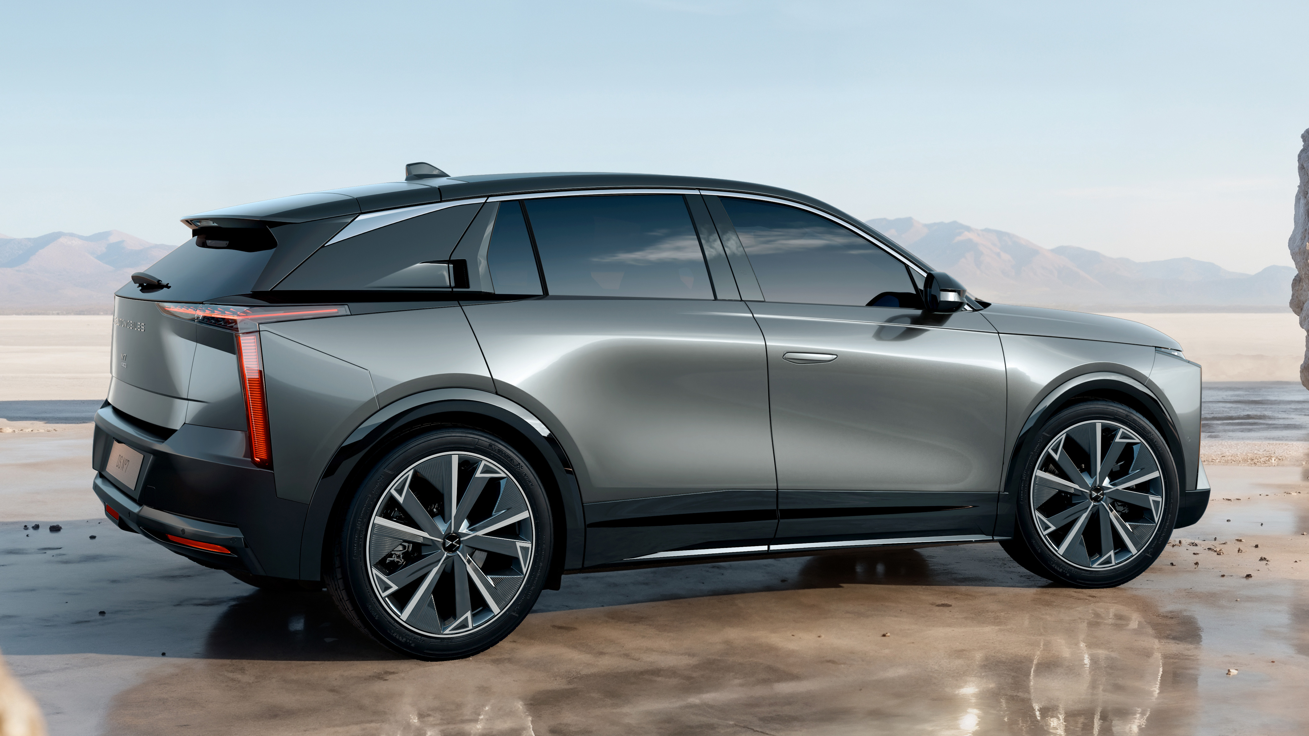 DS No7 - rear static