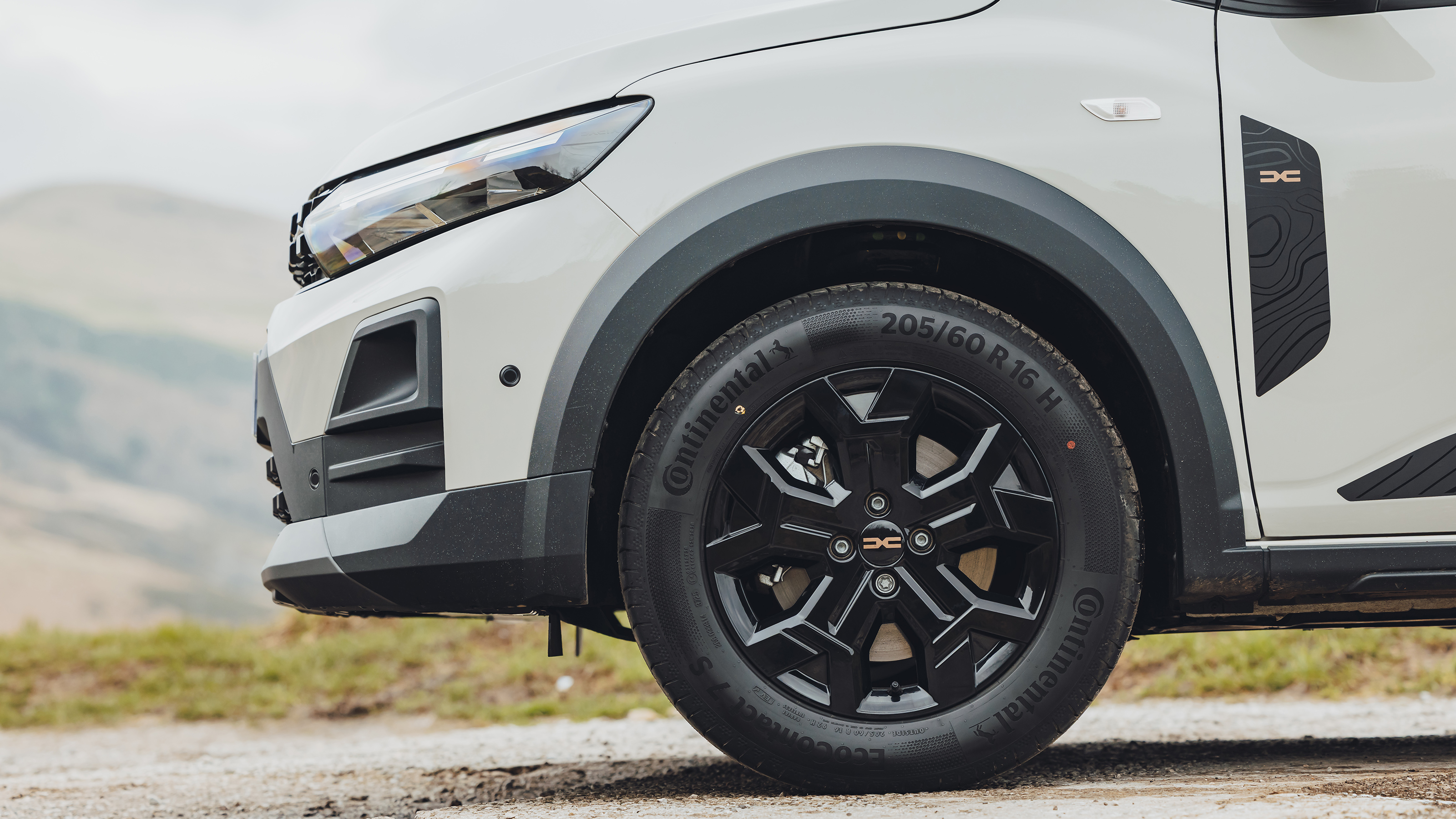 Dacia Jogger Hybrid 155 - wheel