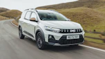 Dacia Jogger Hybrid 155 - front tracking