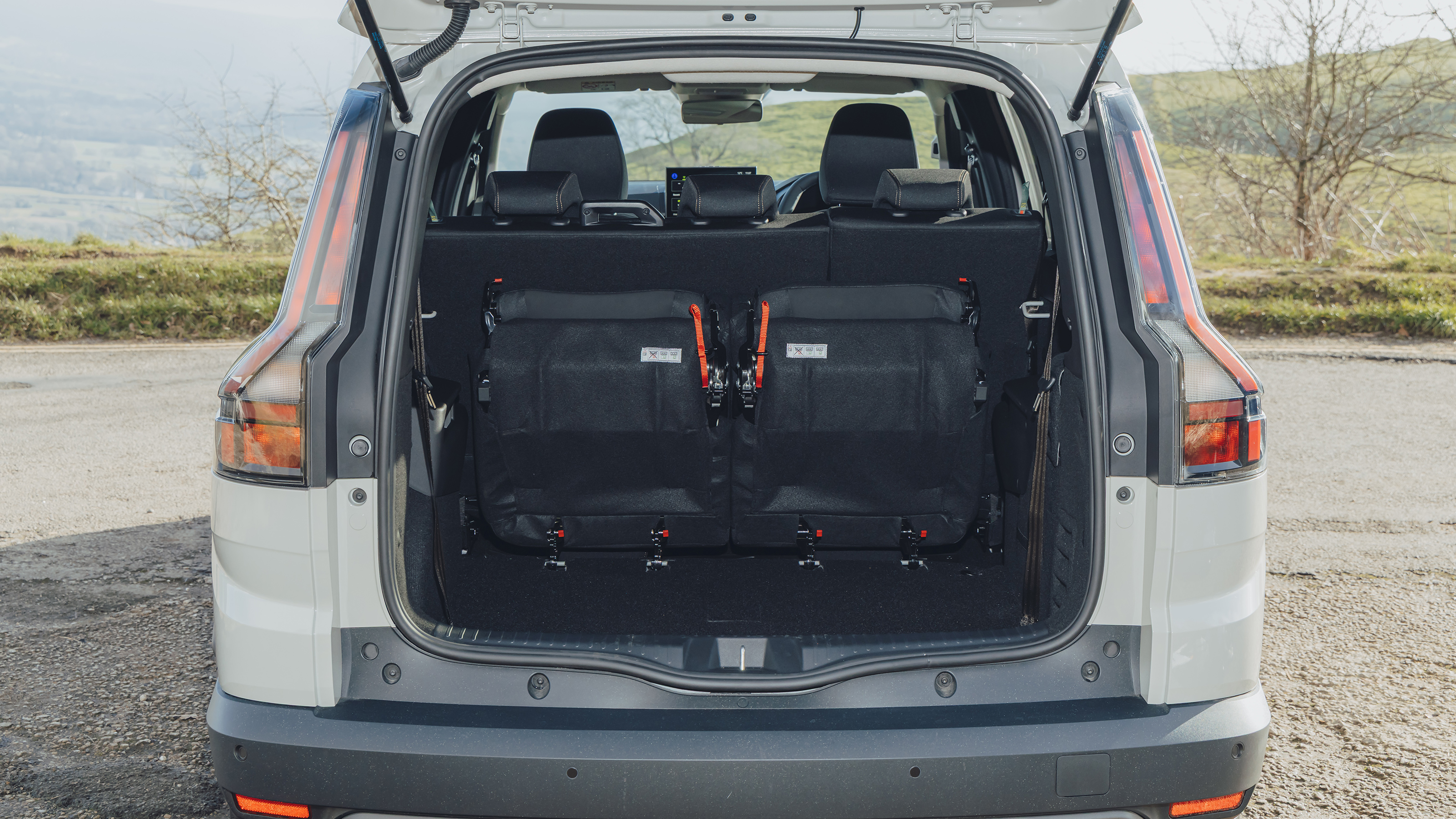 Dacia Jogger Hybrid 155 - boot