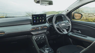 Dacia Jogger Hybrid 155 - dashboard
