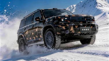 Geely Galaxy Battleship prototype - front 3/4 in snow