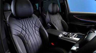Jaecoo 8 - front seats