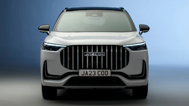 Jaecoo 8 - full front studio