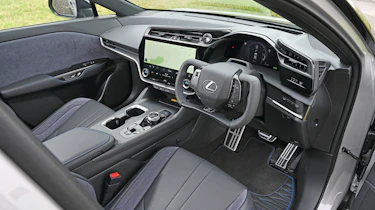 Lexus RZ550e - dashboard