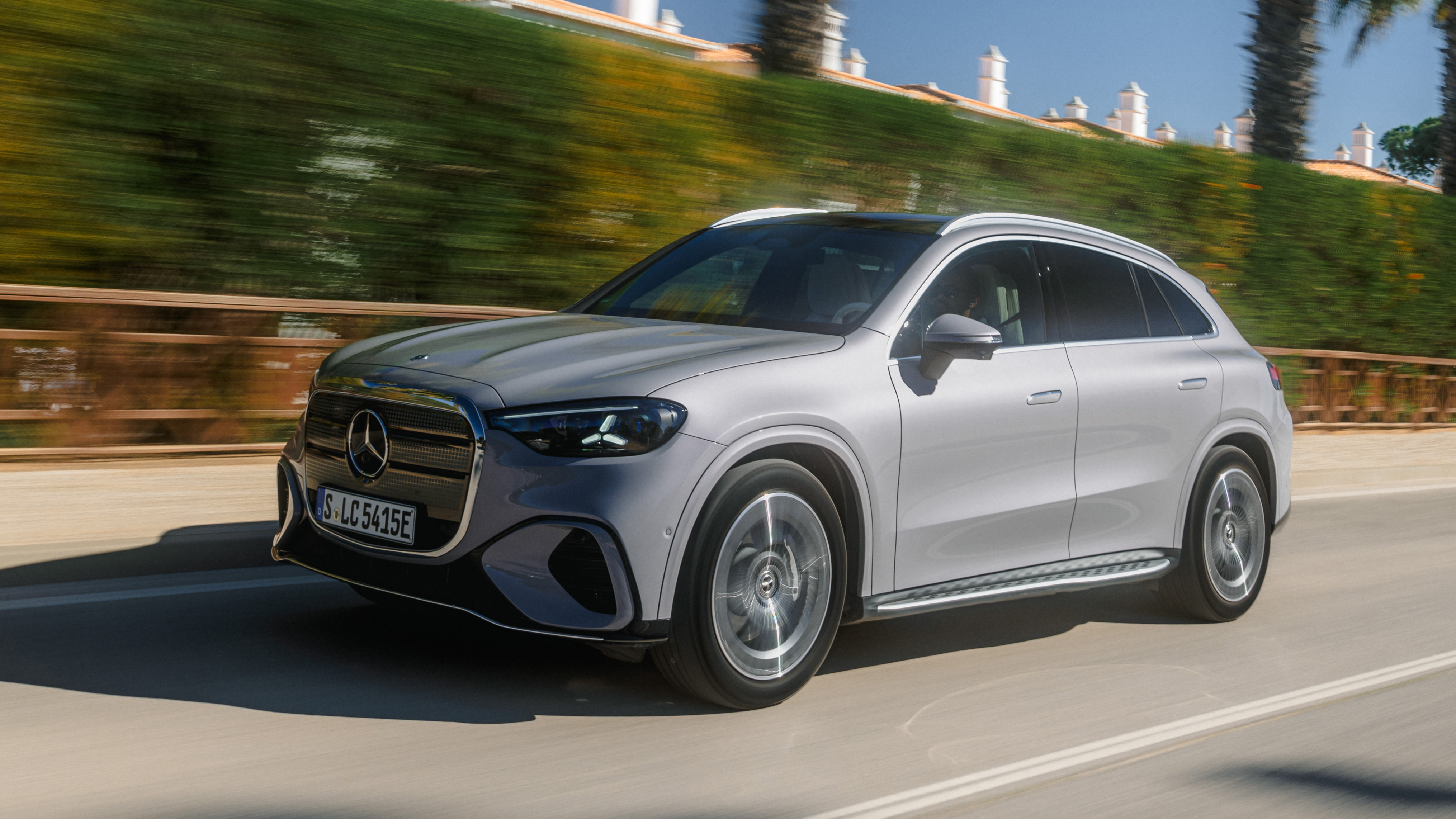 Mercedes GLC 400 - front action