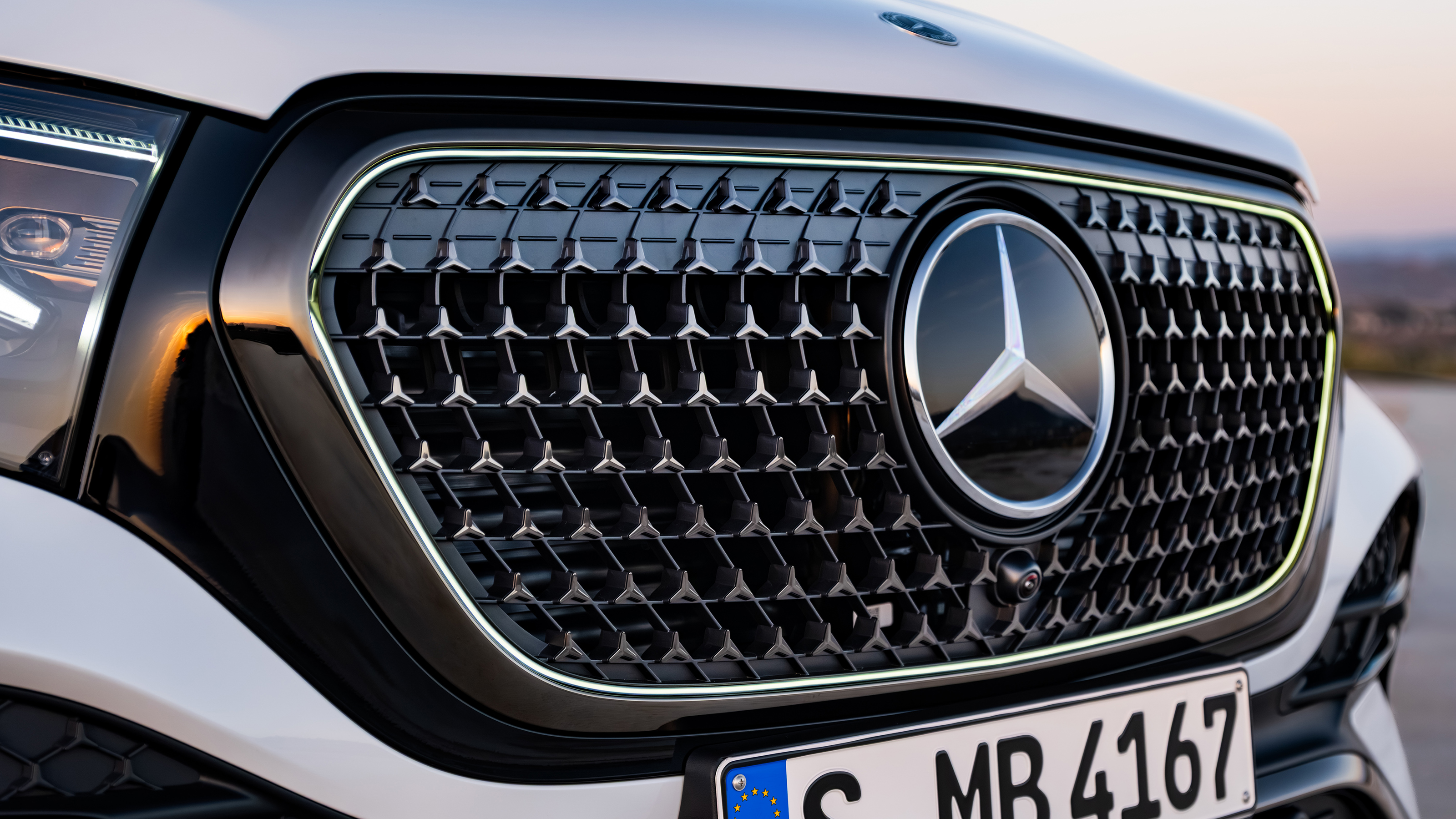 Mercedes GLE - grille