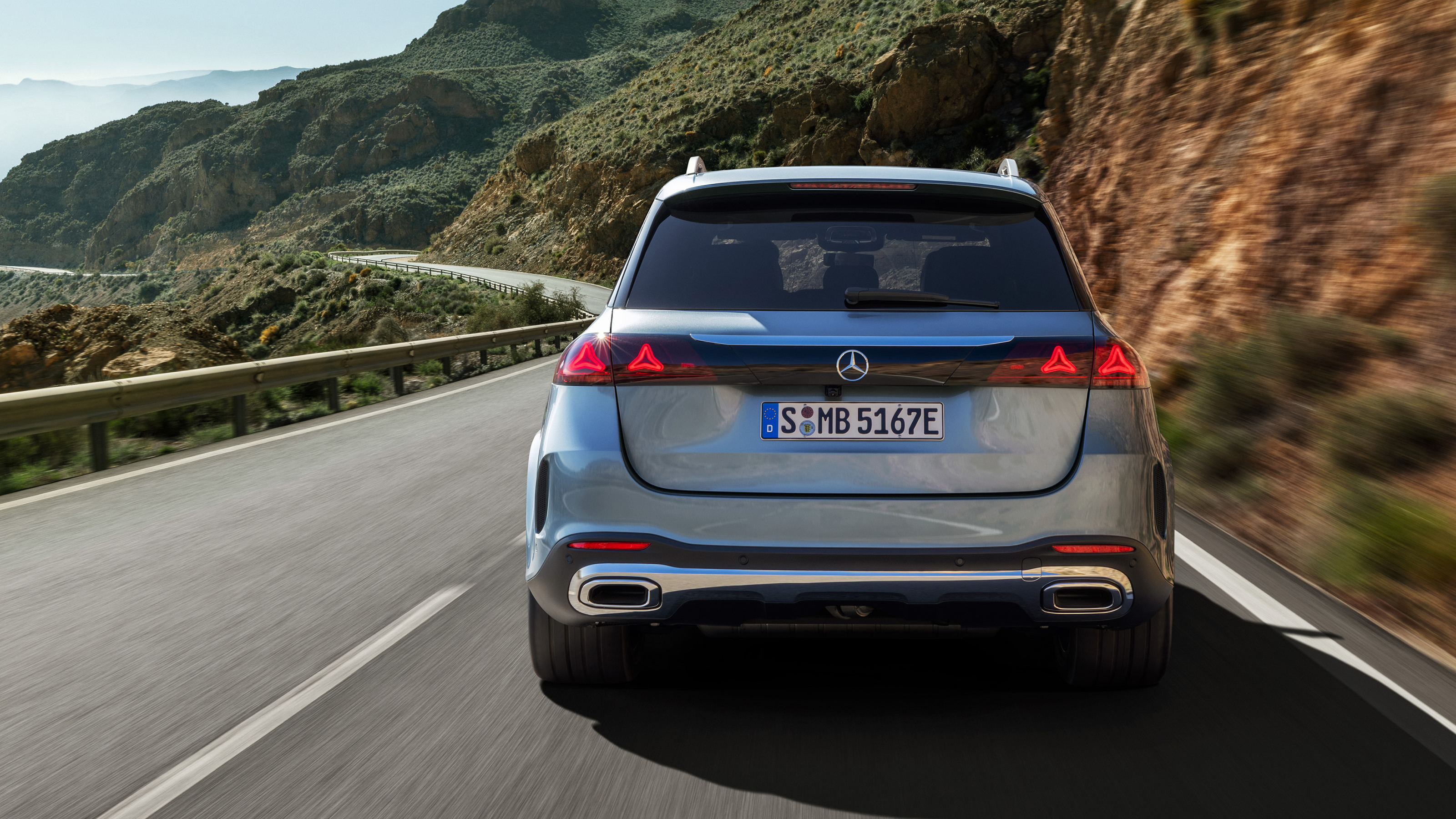 Mercedes GLE - full rear