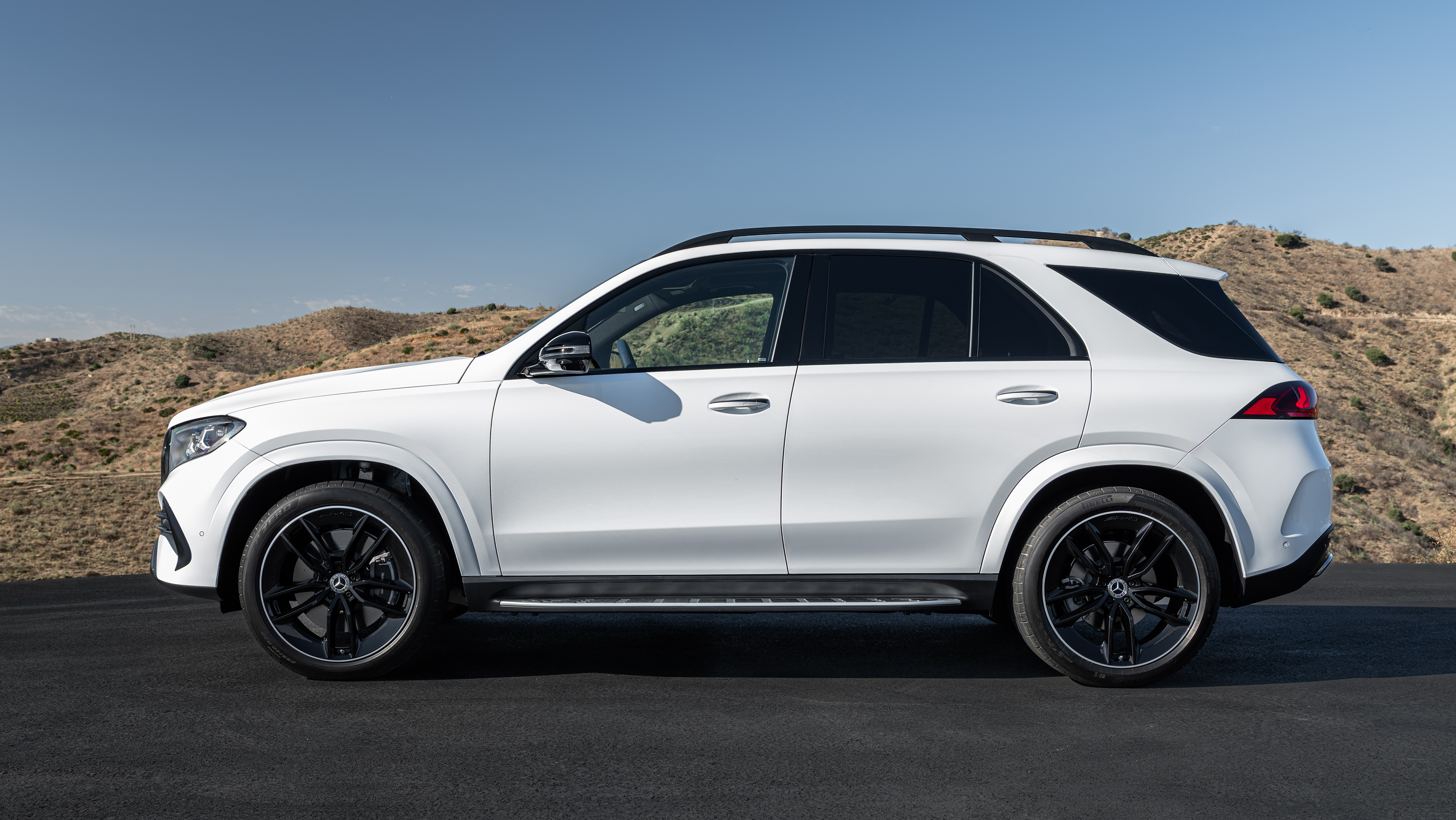 Mercedes GLE - side static
