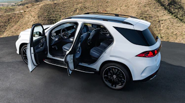 Mercedes GLE - doors open
