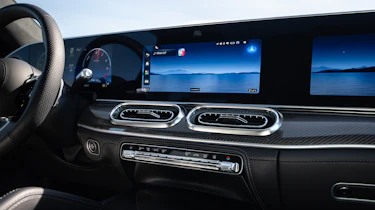 Mercedes GLE Coupe - screen