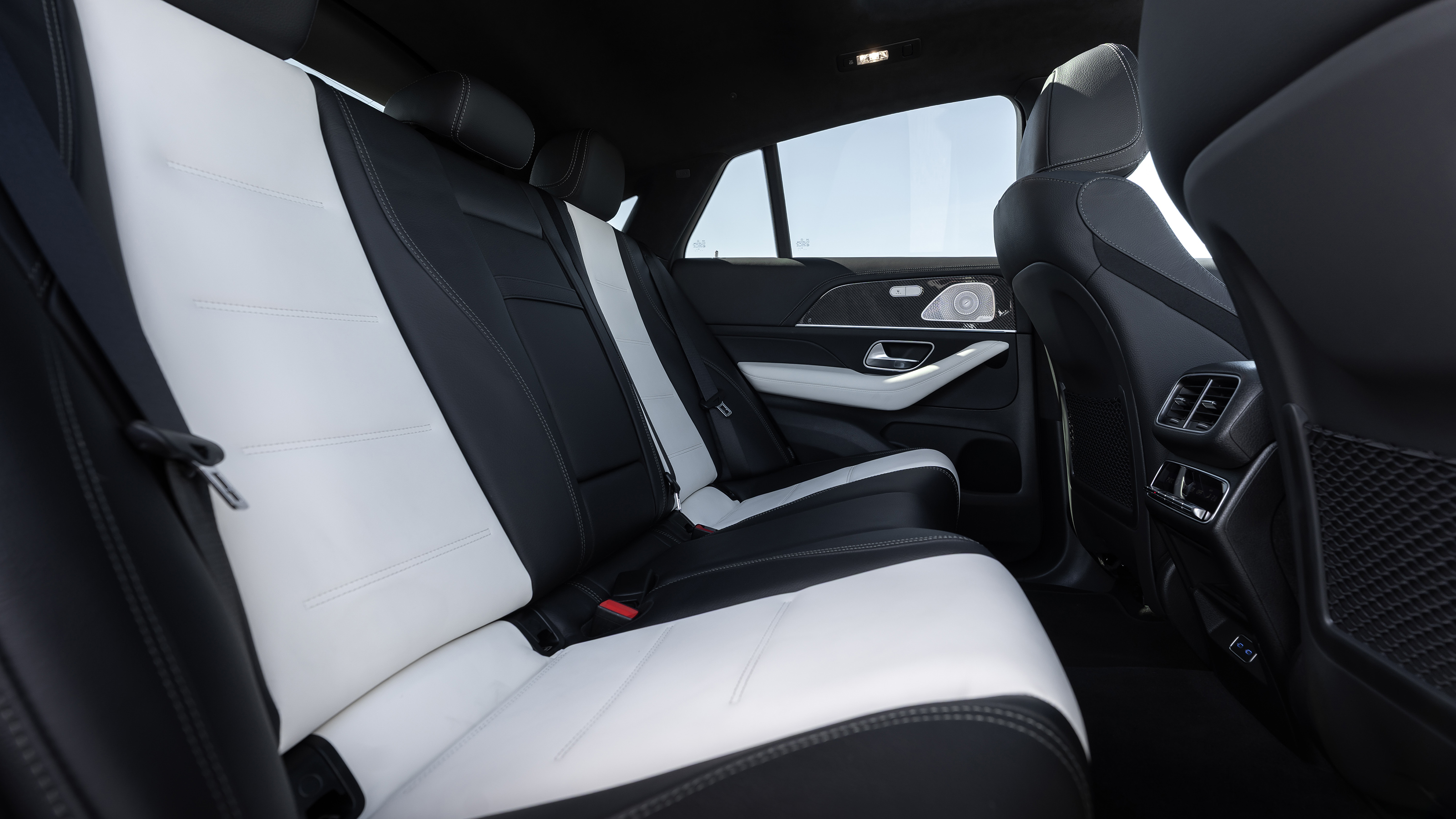 Mercedes GLE Coupe - rear seats